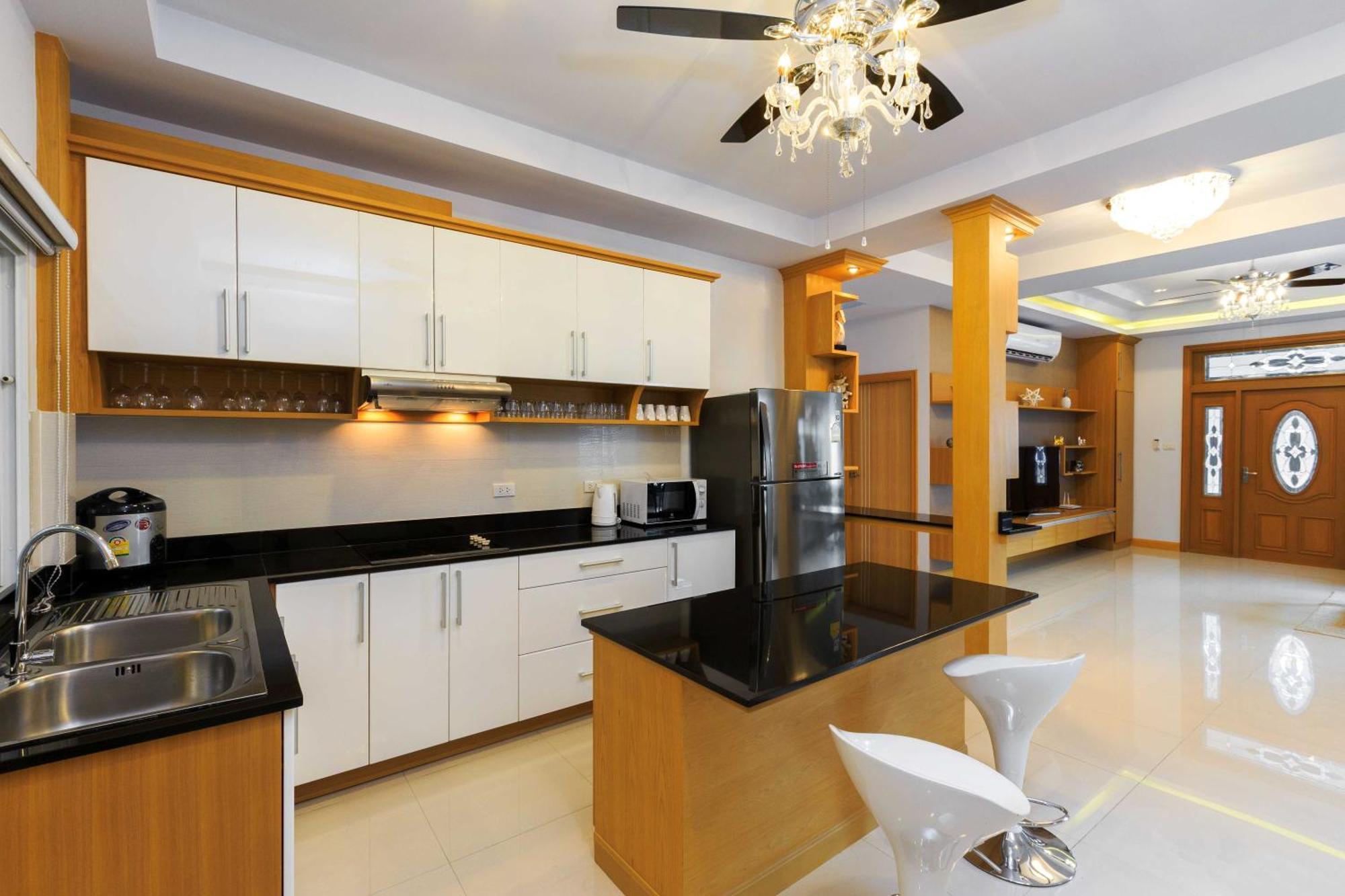 Pattaya Private Villa - Pool,Sauna,Snooker,Bbq 외부 사진